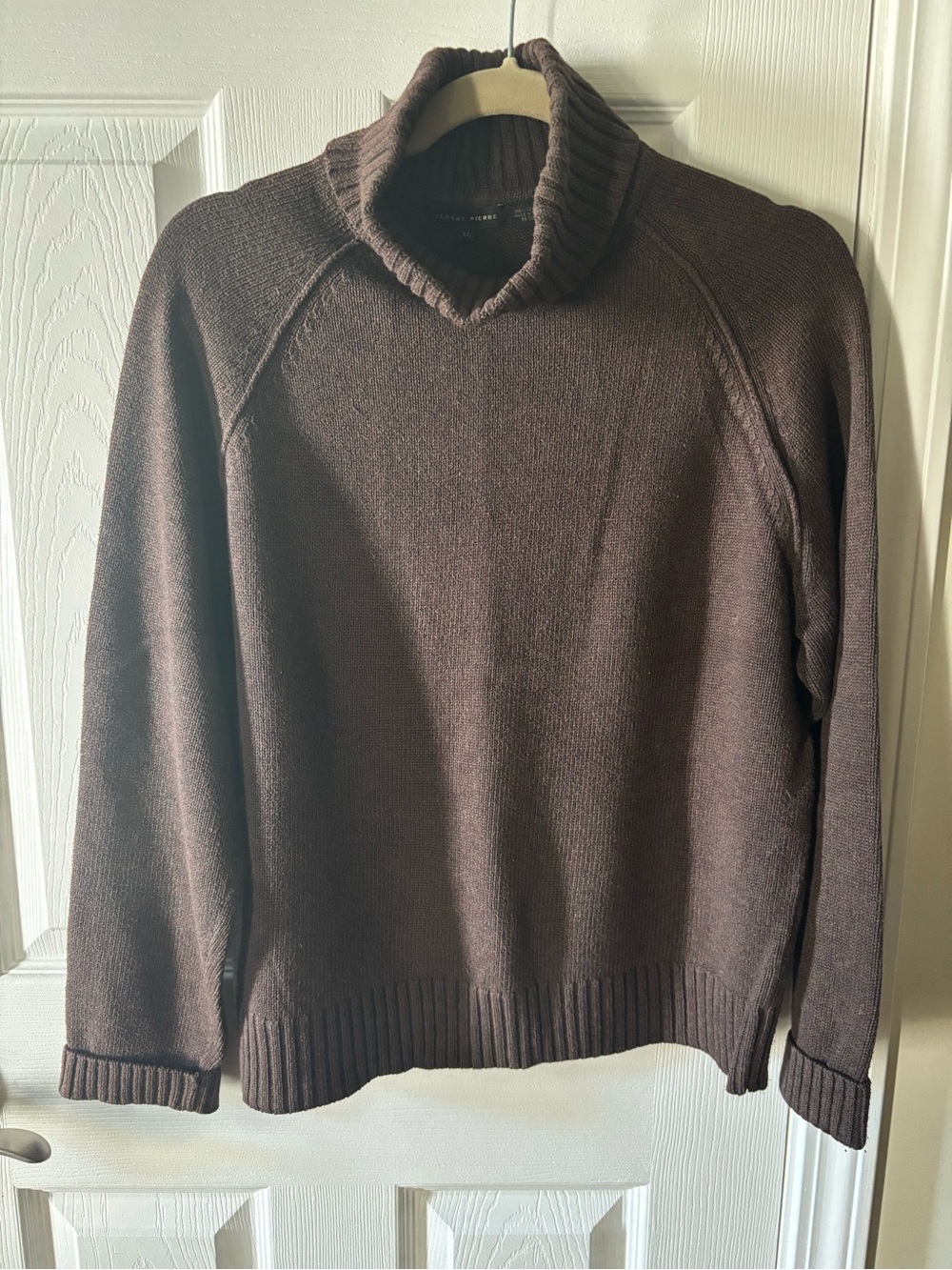 JEANNE PIERRE Brown Turtleneck Sweater - Cozy Knit Cowl
